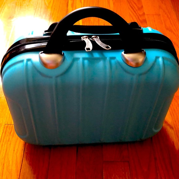 Handbags - Brand new mini luggage